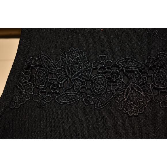 WHITE HOUSE BLACK MARKET $78 Black Stretch Knit Lace Sleeveless Shell Top Medium - Picture 3 of 4